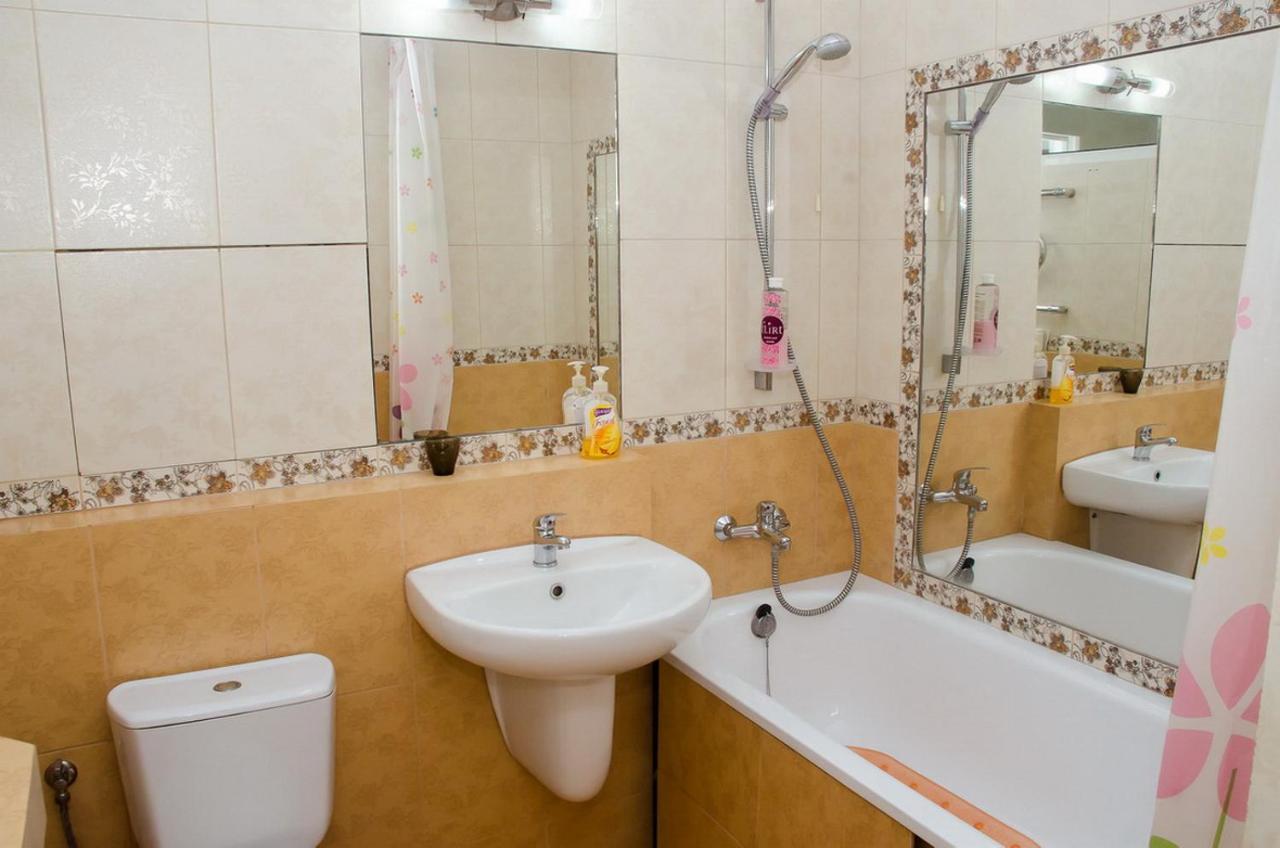 Apartament Na Adamkovskoy Apartment เบรสต์ ภายนอก รูปภาพ