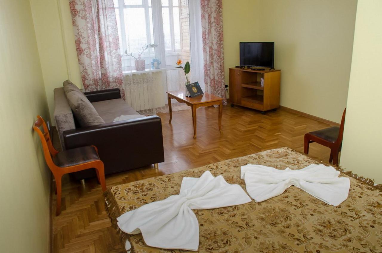 Apartament Na Adamkovskoy Apartment เบรสต์ ภายนอก รูปภาพ